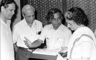 Dr APJ Abdul Kalam biography in Hindi, डॉ एपीजे अब्दुल कलाम की जीवनी परिचय