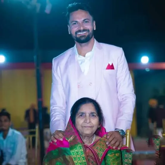 Mukesh Kumar with mother  