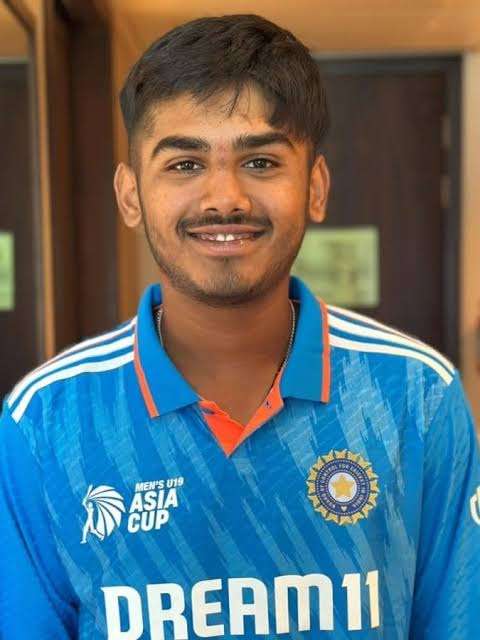 17 की उम्र में IPL में धमाल! जानिए कौन हैं आयुष म्हात्रे – CSK के सबसे युवा बल्लेबाज जिन्होंने डेब्यू पारी में ही मचाया तूफान